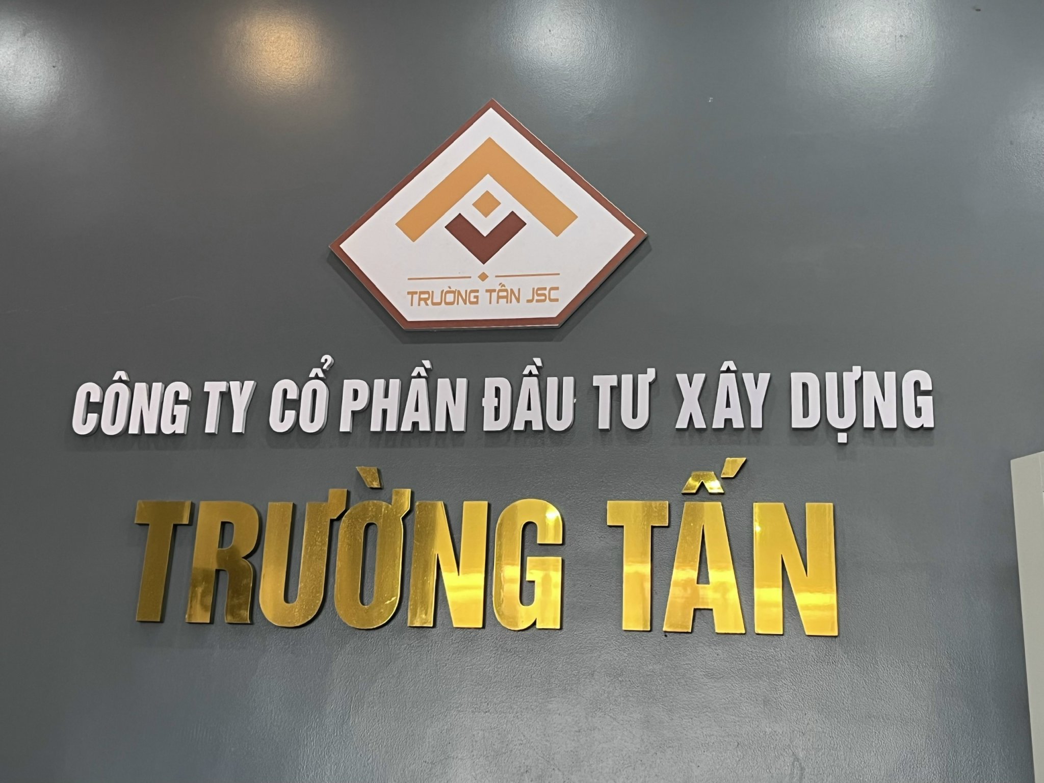 anh cty anh cty